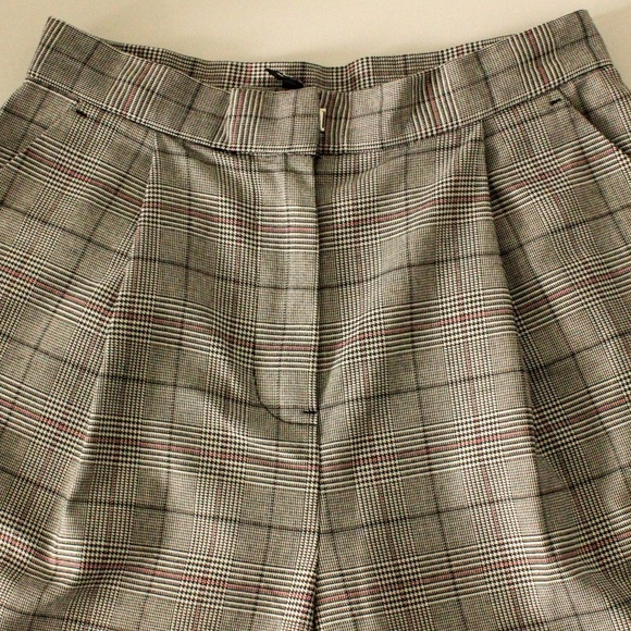 Chic and comfy plaid pants. - Picture 2 of 7